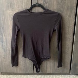 House of Harlow 1960 black ribbed body suit